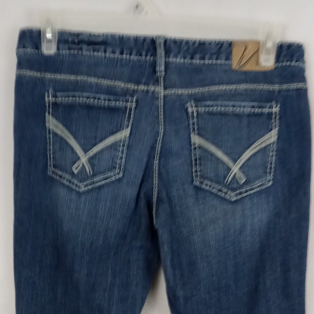 Vanity Embroidered Distressed Bootcut Jeans 29/33
